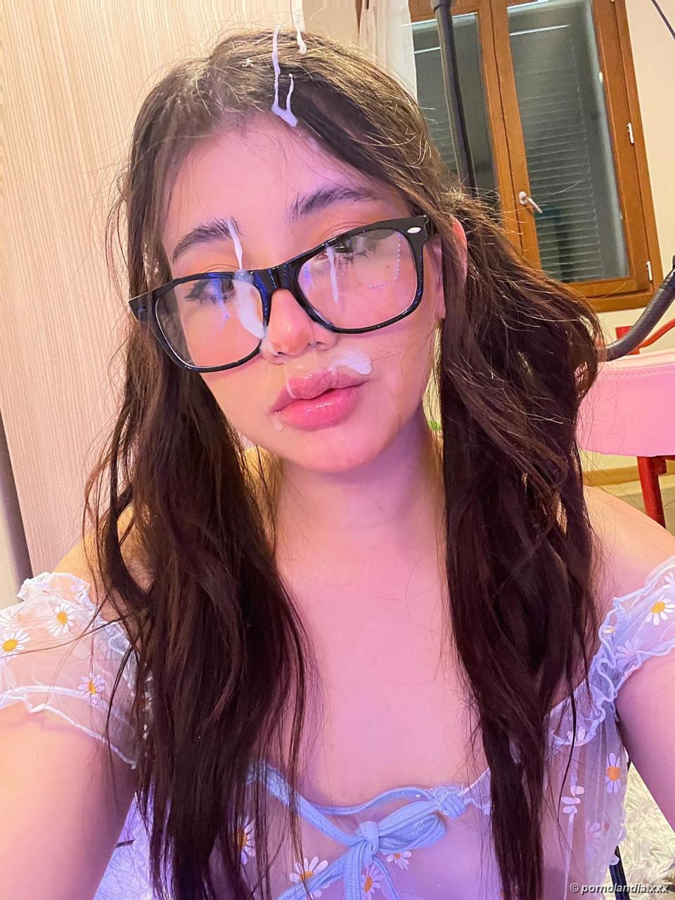 Japonese Naked Loves Cumshot en la cara - Foto 240056