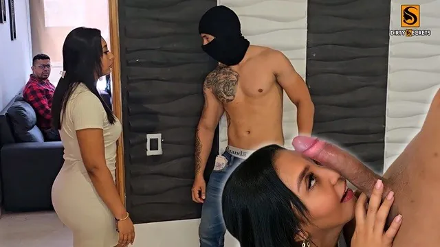 586 25:55 0% Leyla Johnson se deja follar por el ladrón que entró en su casa