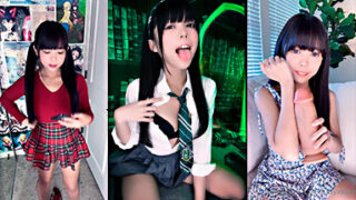 Pequeña Kitty Kum se mete un enorme consolador en el toto