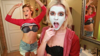 Mi novia me había estado engañando con su amiga sexy y las chicas desnudas tuvieron sexo conmigo