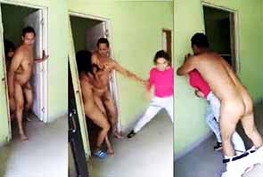 Pillo A Su Esposo Follando A La Vecina Nueva E la Jala A Golpes